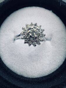 Anillo flor diamante